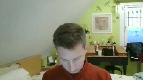 annecylake online show from November 9, 4:32 pm