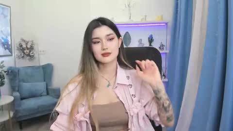 annetli online show from January 15, 7:33 pm