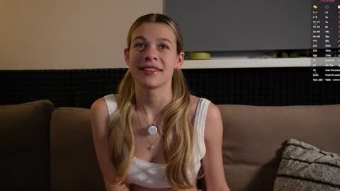 Anne online show from February 20, 8:00 pm