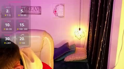 Annie And Ryan  online show from February 18, 4:34 am