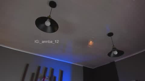 annie_barozzi online show from December 15, 1:18 pm