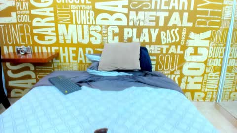 Annie  online show from February 13, 3:24 pm