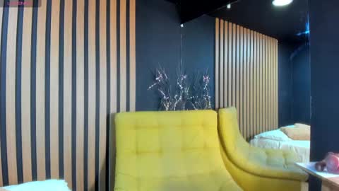 Annie  online show from March 8, 11:37 am