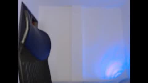 Annie online show from April 1, 2:23 am