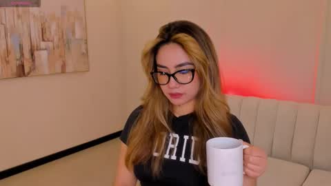 Annie Monroe online show from February 28, 11:58 am