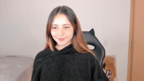 Annie online show from October 19, 4:39 am