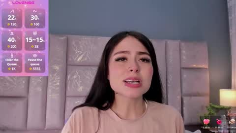 Annie online show from November 14, 2:41 pm