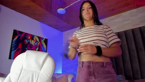 Annie  Alex online show from December 26, 1:43 pm