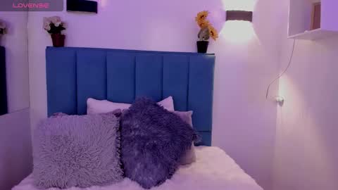 Annie Evans  online show from January 13, 4:59 pm