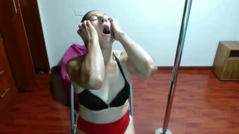 Annita online show from November 11, 9:28 pm