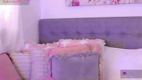 Antonella Lee online show from May 9, 7:31 pm
