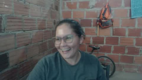 annylatimida online show from March 7, 7:14 pm