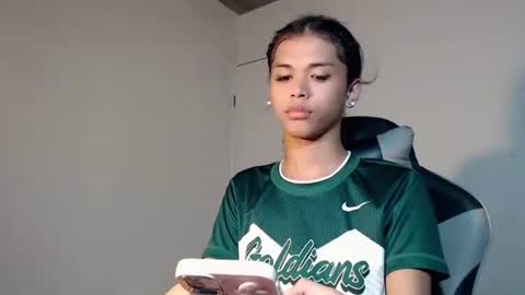 anok_yaii online show from December 15, 5:20 pm