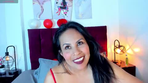 Anthonelaa   online show from September 20, 10:35 pm