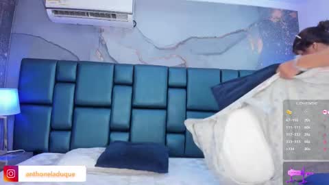Snapshot of anthoneladuque chatting on October 7, 3:19 pm anthonelaDuque online show from October 7, 3:19 pm
