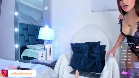 Snapshot of anthoneladuque chatting on October 5, 12:57 pm anthonelaDuque online show from October 5, 12:57 pm