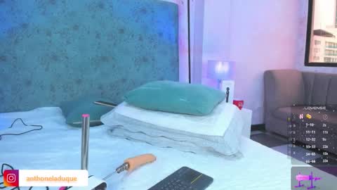 Snapshot of anthoneladuque chatting on October 14, 1:36 pm anthonelaDuque online show from October 14, 1:36 pm