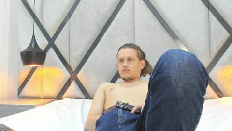 Anthonny Vegas online show from March 27, 4:51 am