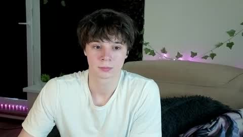 Anthony online show from April 22, 7:26 am