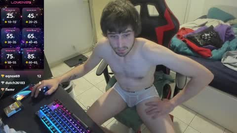 Snapshot of anthonyloveseks chatting on December 1, 4:32 pm Anthony online show from December 1, 4:32 pm