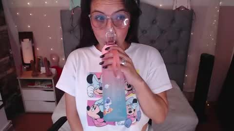 antolyh_c online show from December 5, 1:42 pm