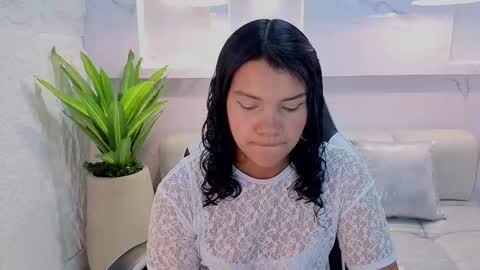 Antonela online show from October 1, 1:10 pm