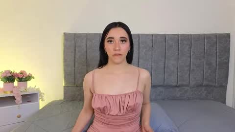 Snapshot of antonella01_cf chatting on September 10, 8:43 pm antonella online show from September 10, 8:43 pm