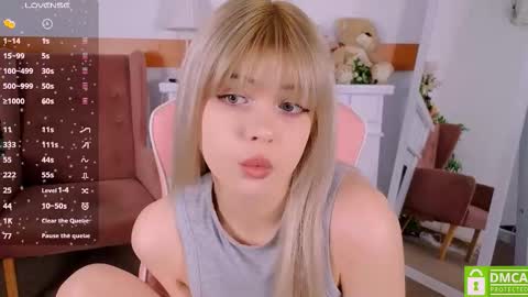 antonia_ferrero online show from January 19, 8:35 am