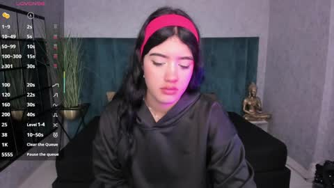 A N T O N I A online show from April 9, 11:27 am