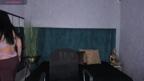 A N T O N I A online show from April 15, 11:35 am