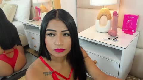 Antonia online show from April 17, 11:56 am