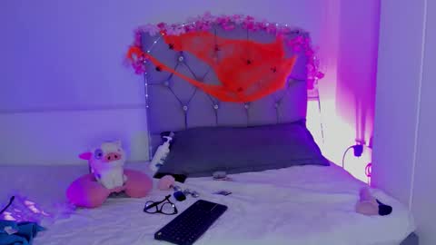 Snapshot of antonieta23 chatting on October 22, 6:16 am antonieta23 online show from October 22, 6:16 am