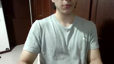 Snapshot of antonio_ricci chatting on October 1, 1:48 am antonio_ricci online show from October 1, 1:48 am