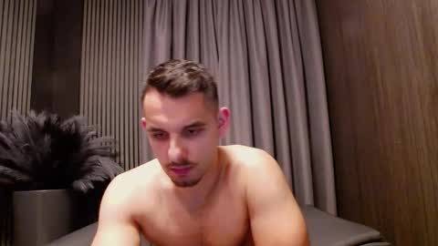 HI My name is Antonio online show from March 29, 8:10 pm