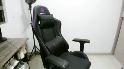 antony_cast online show from March 7, 4:12 am