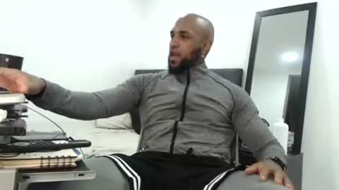Snapshot of antwanblack11 chatting on October 1, 11:03 pm antwanblack11 online show from October 1, 11:03 pm