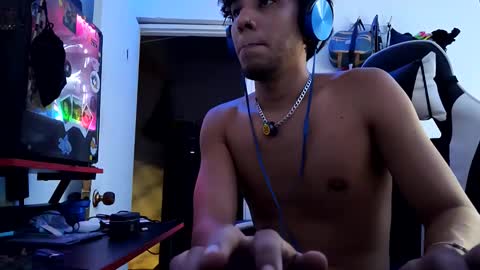 AnuarDHM online show from October 7, 12:50 am