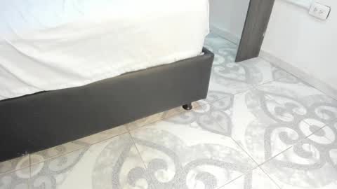 Any online show from April 9, 3:10 am