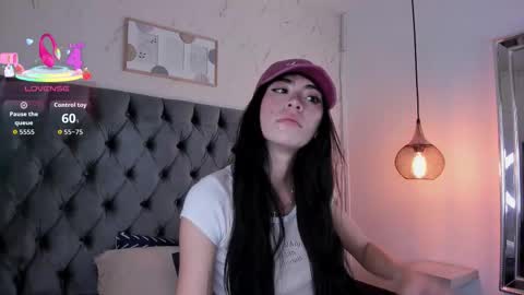 anya_belth online show from January 31, 7:55 pm