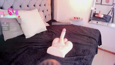 anya_belth online show from February 27, 8:12 pm