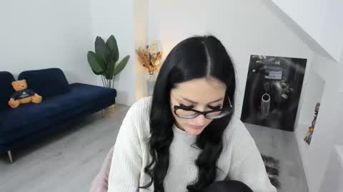 Anya online show from February 10, 5:10 am