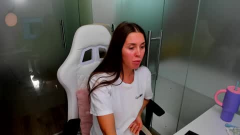 Anya online show from June 5, 12:32 pm