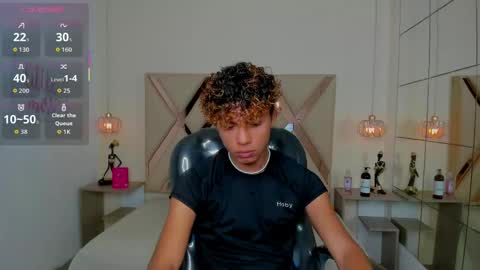 anyelotwink online show from May 28, 1:36 am