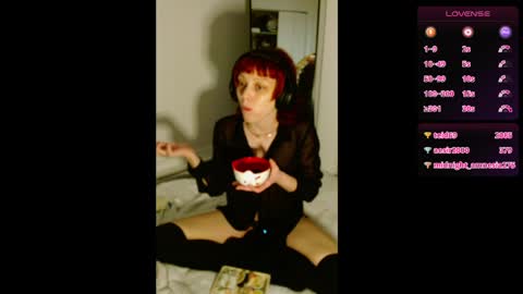 Lila online show from April 4, 12:06 am