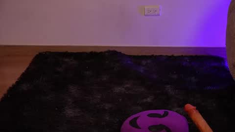 Dulce Maria online show from March 11, 2:47 am