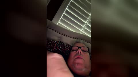 anyjuan online show from April 5, 3:09 pm