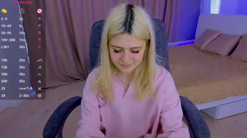 ApheliaStar online show from April 21, 3:41 pm