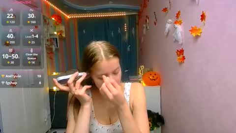 Aphrodite online show from November 2, 1:33 pm