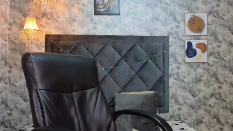 Apolo online show from December 3, 12:53 am