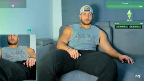 Snapshot of apolo_strange chatting on October 16, 10:19 pm apolo_strange online show from October 16, 10:19 pm